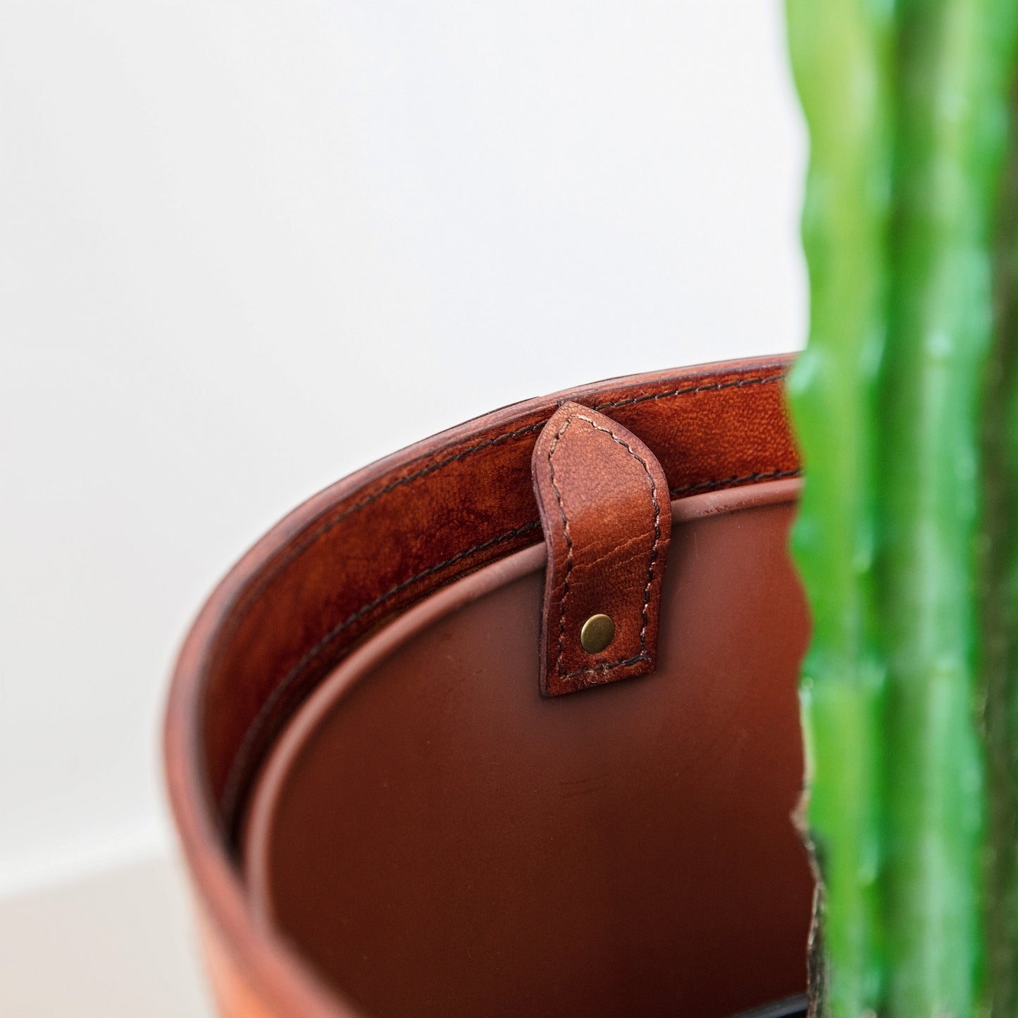 Leather Plant Pot - Tan