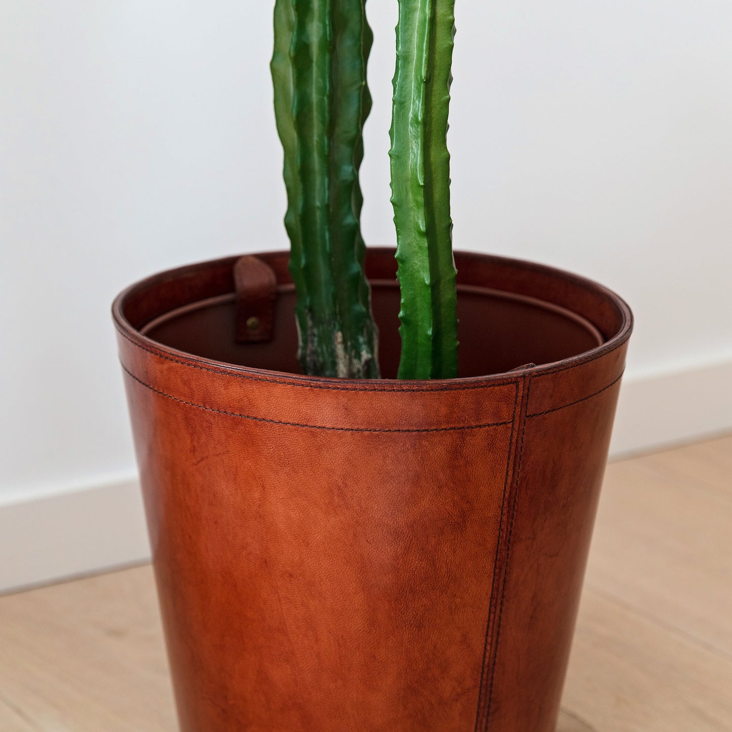 Leather Plant Pot - Tan