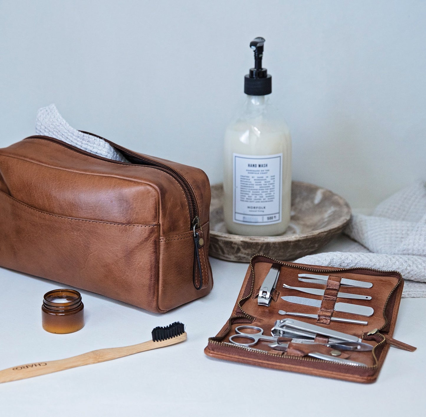 Leather Weekend Bag Set