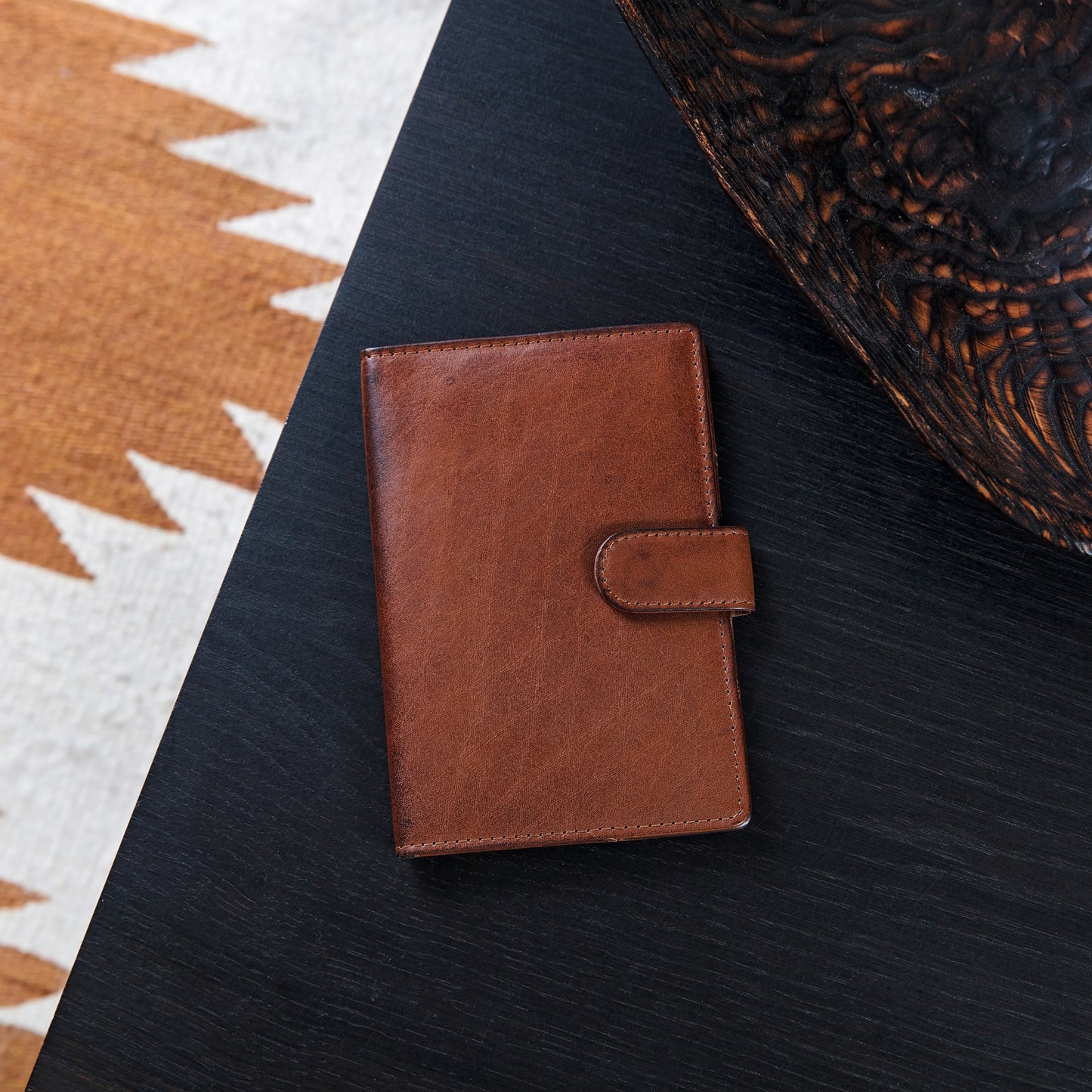 Leather travel photo frame that holds two 6 x 4 photos of loved ones. Add a name or short message inside and out for a thoughtful first father’s day gift.