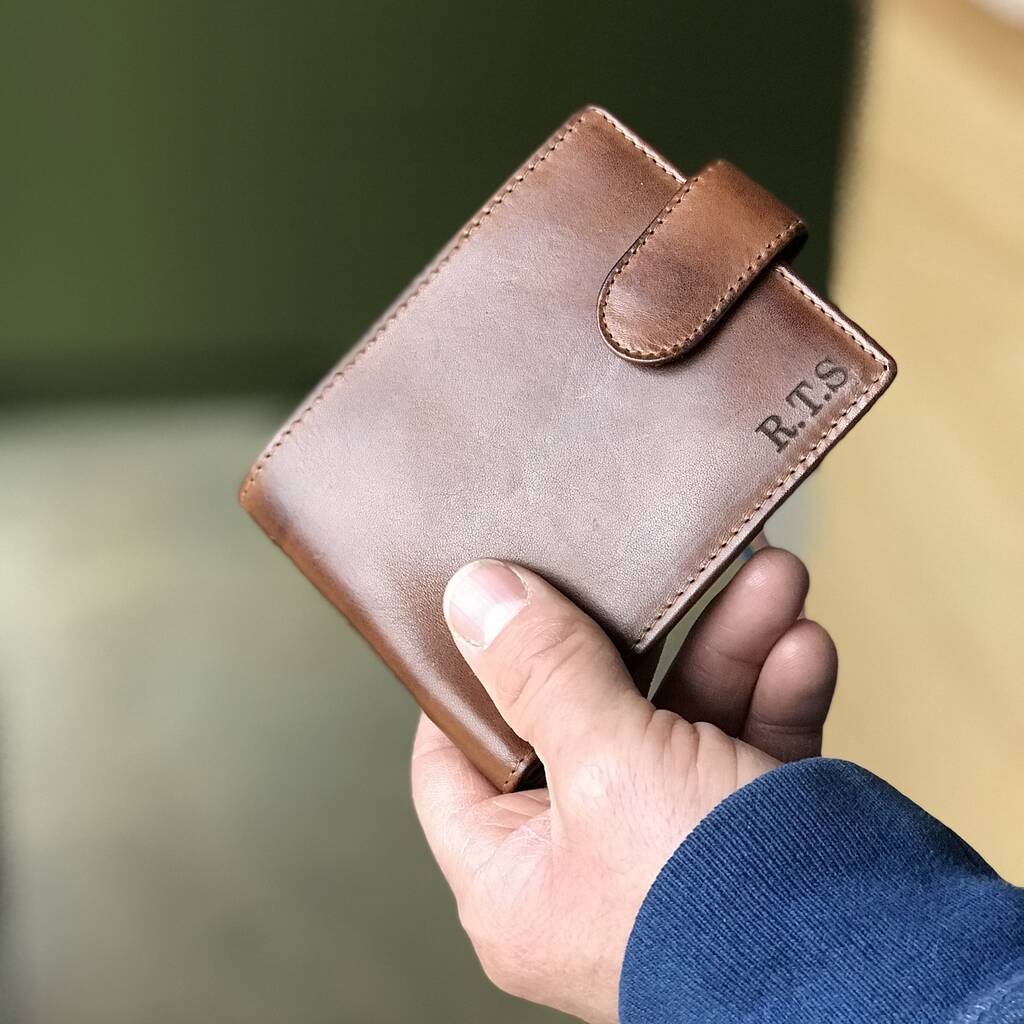 
                  
                    Soft tan leather wallet for men. RFID protected for security, add initials to create a personalised men’s wallet with coin holder that makes a perfect 18th birthday gift for him. 
                  
                